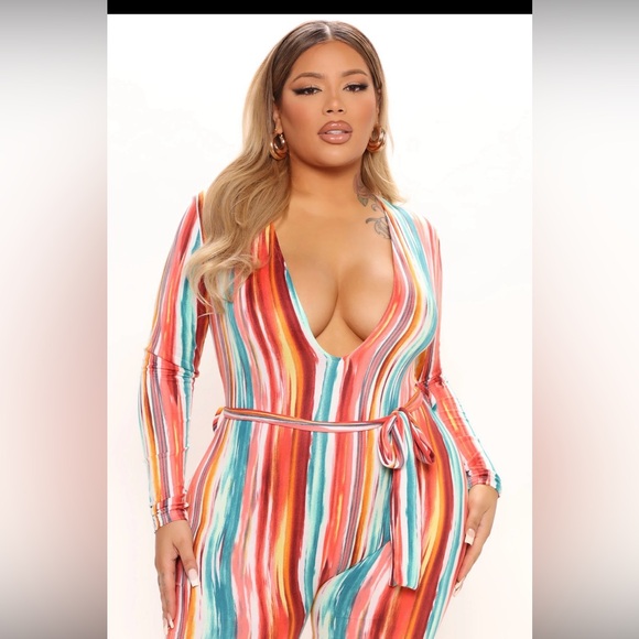 Fashion Nova (Mind of my Own - Jumpsuit) - Picture 2 of 6